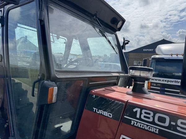 Grote foto new holland 180 90dt agrarisch tractoren