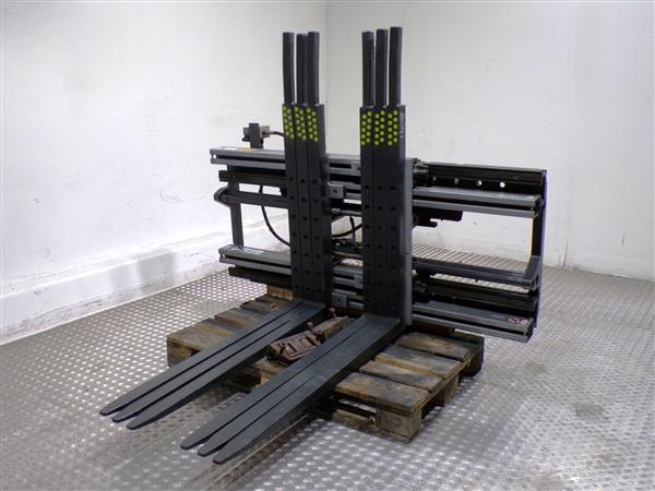 Grote foto kaup vorkenversteller triple outlet agrarisch heftrucks
