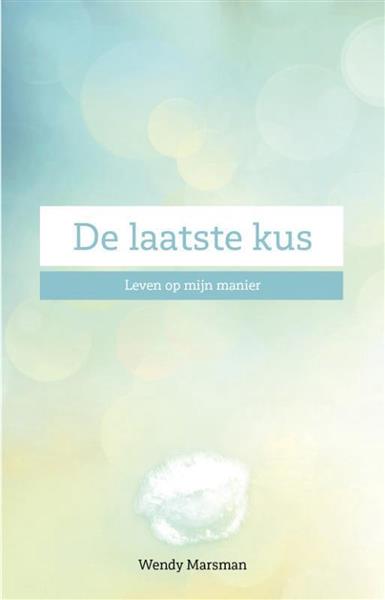 Grote foto de laatste kus boeken hobby en vrije tijd