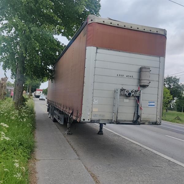 Grote foto schmitz huif doe het zelf en verbouw opleggers