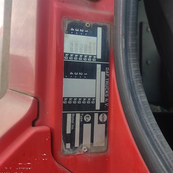 Grote foto daf cf 85 doe het zelf en verbouw beton en steenbewerking