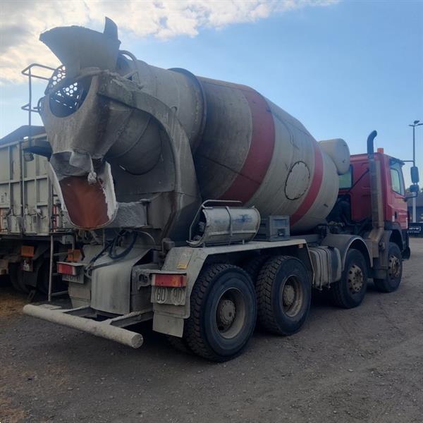Grote foto daf cf 85 doe het zelf en verbouw beton en steenbewerking