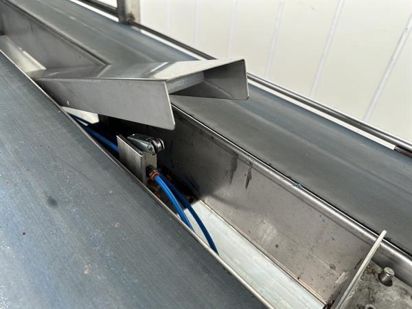 Grote foto acb combi transportband 860 cm met 12 werktafels agrarisch transportbanden