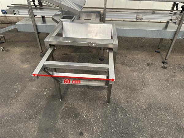 Grote foto acb combi transportband 860 cm met 12 werktafels agrarisch transportbanden