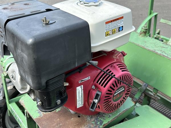 Grote foto rap rijnbeek zr 120 beddenrooimachine zelfrijdende oogstmachine voor bloembollen agrarisch oogstmachines