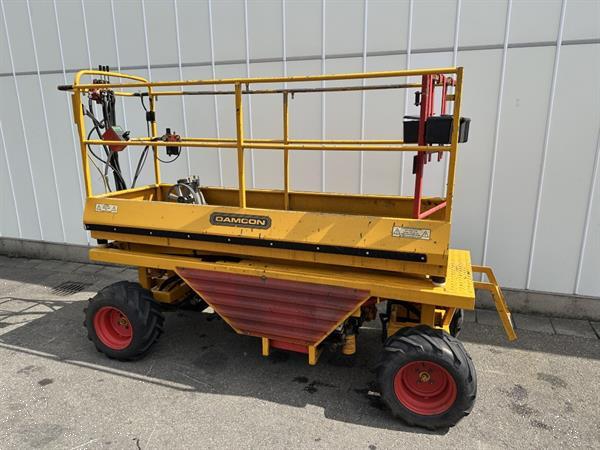 Grote foto damcon hsp250 zr zelfrijdend snoeiplatform hoogwerker agrarisch aanhangwagens