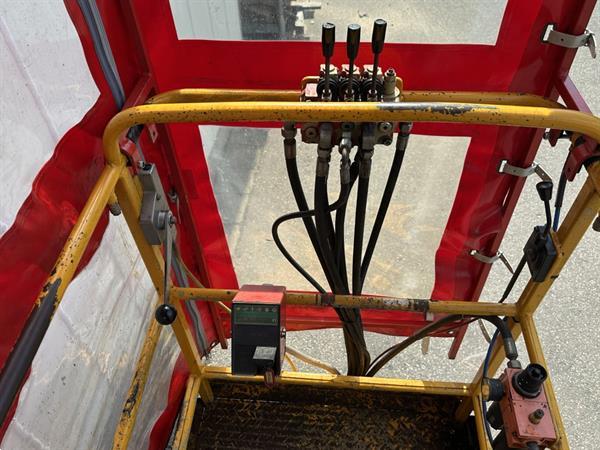 Grote foto damcon hsp250 zr zelfrijdend snoeiplatform hoogwerker agrarisch aanhangwagens