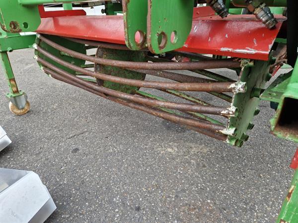 Grote foto basrijs bps fe150 plantmachine met aangedreven schijven voor 2 rijen agrarisch zaaimachines
