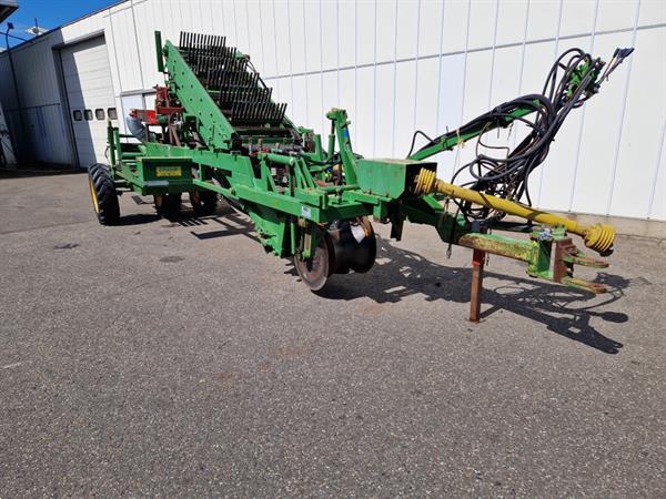 Grote foto krakei 1 rijige aardappel en stammenrooier agrarisch aardappelpootmachines