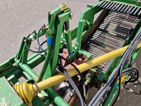 Grote foto krakei 1 rijige aardappel en stammenrooier agrarisch aardappelpootmachines
