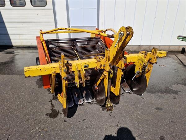 Grote foto samon en aardappelrooier voor 2 rijen agrarisch aardappelpootmachines
