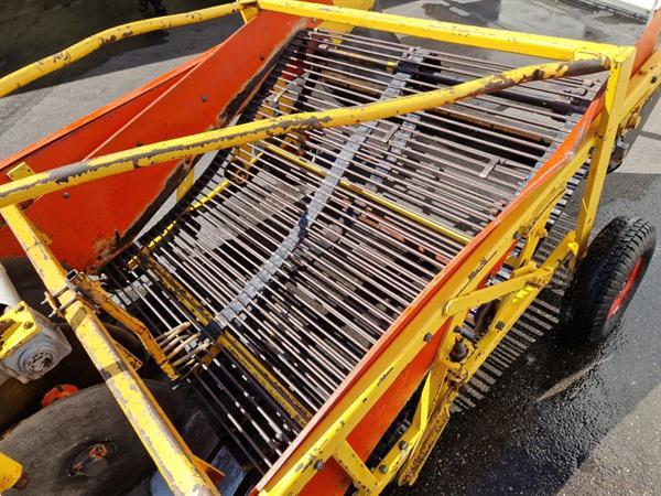 Grote foto samon en aardappelrooier voor 2 rijen agrarisch aardappelpootmachines