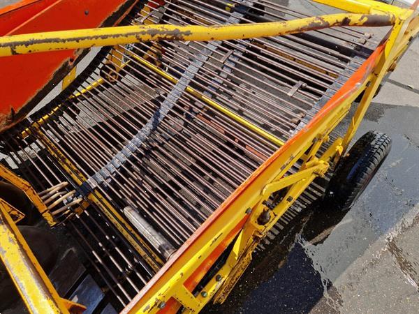 Grote foto samon en aardappelrooier voor 2 rijen agrarisch aardappelpootmachines