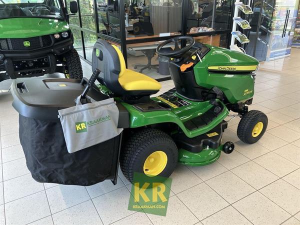 Grote foto john deere x350r 696315 tuin en terras zitmaaiers