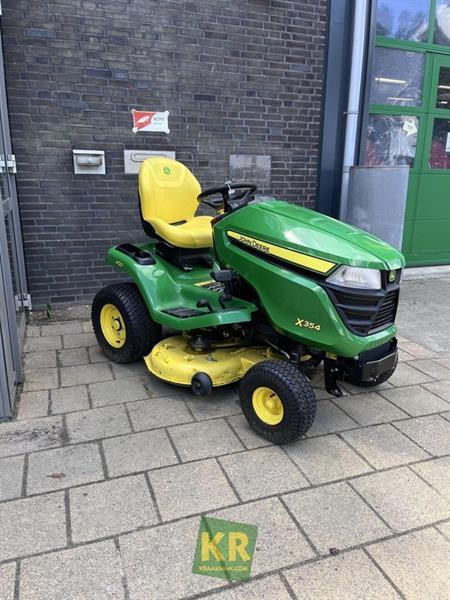 Grote foto john deere x354 697416 tuin en terras zitmaaiers
