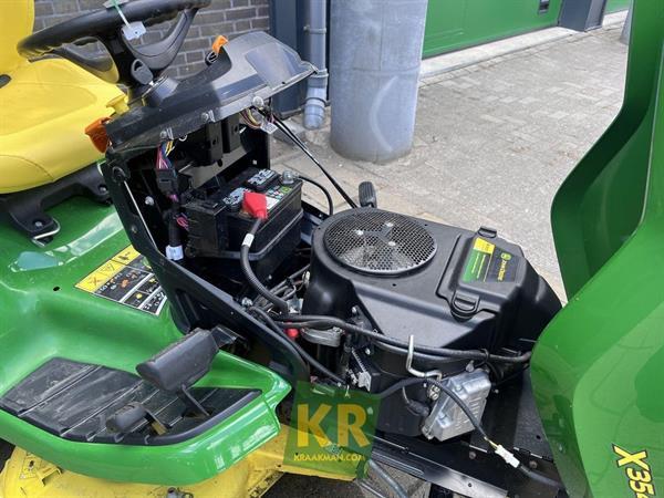 Grote foto john deere x354 697416 tuin en terras zitmaaiers