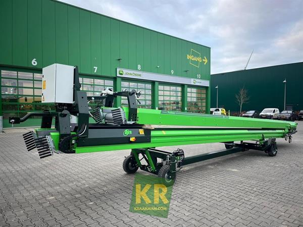 Grote foto avr python 30881 agrarisch transportbanden