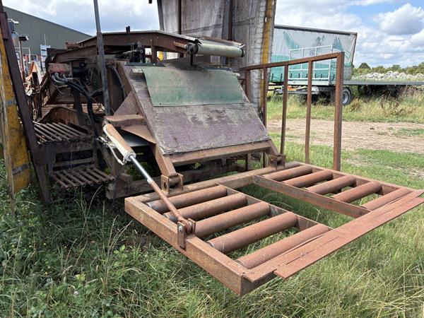 Grote foto zoete aardappel bataat rooier agrarisch aardappelpootmachines
