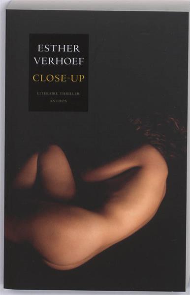 Grote foto close up boeken thrillers