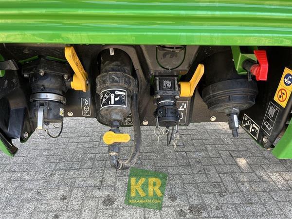 Grote foto john deere r944i 86909 agrarisch onkruidbestrijding