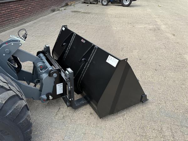 Grote foto giant g3500 shovel nieuw met cabine agrarisch shovels