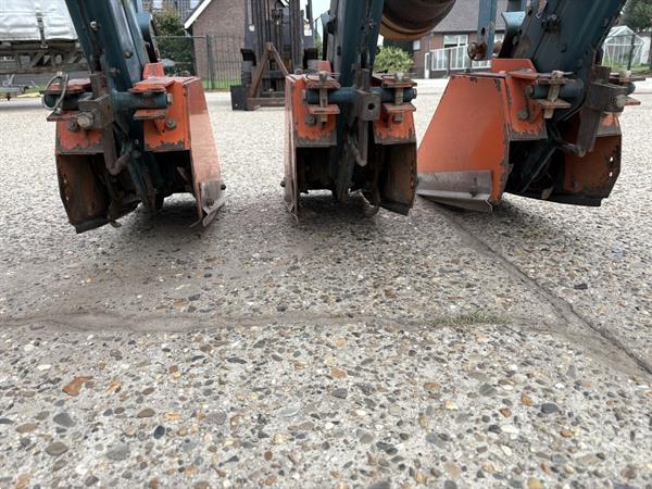 Grote foto comeb rijenfrees agrarisch onkruidbestrijding