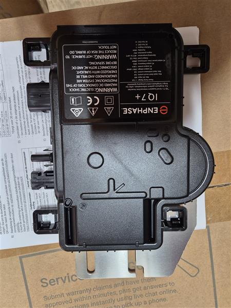 Grote foto enphase omvormers doe het zelf en verbouw elektra en kabels