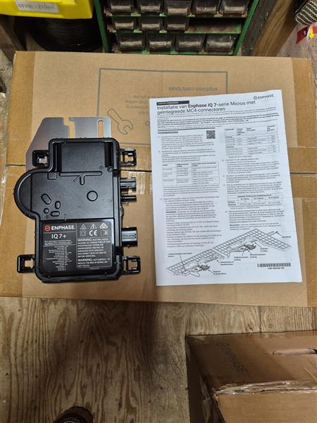 Grote foto enphase omvormers doe het zelf en verbouw elektra en kabels