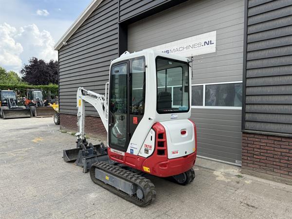 Grote foto takeuchi tb216 minigraver bj 2024 140 uur doe het zelf en verbouw kranen en graafmachines