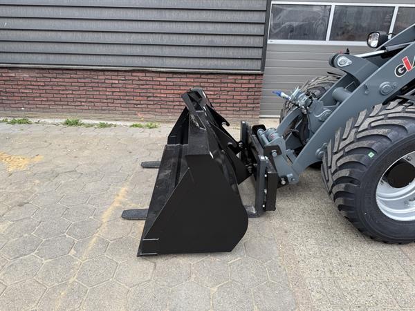 Grote foto giant g5000 shovel nieuw uit voorraad leverbaar agrarisch shovels