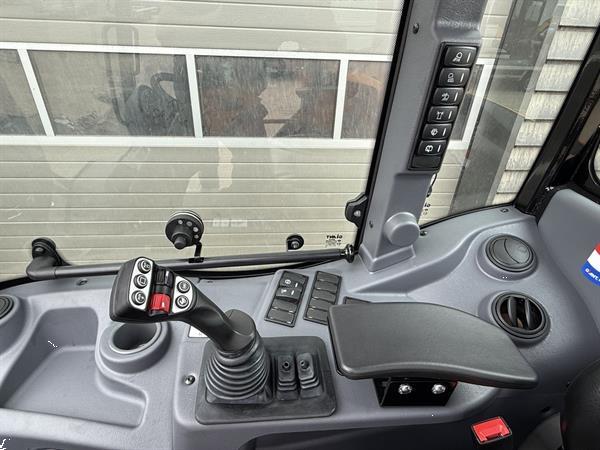 Grote foto giant g5000 shovel nieuw uit voorraad leverbaar agrarisch shovels