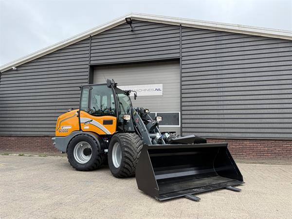 Grote foto giant g5000 shovel nieuw uit voorraad leverbaar agrarisch shovels