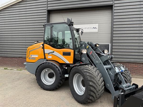 Grote foto giant g5000 shovel nieuw uit voorraad leverbaar agrarisch shovels