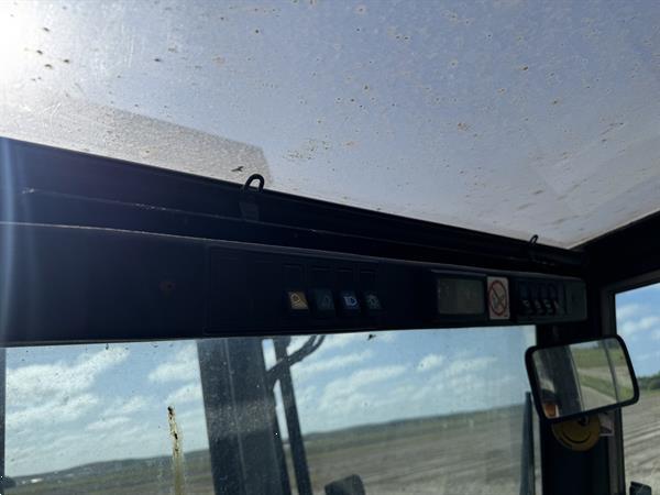 Grote foto dantruck heden 8440 dg agrarisch heftrucks