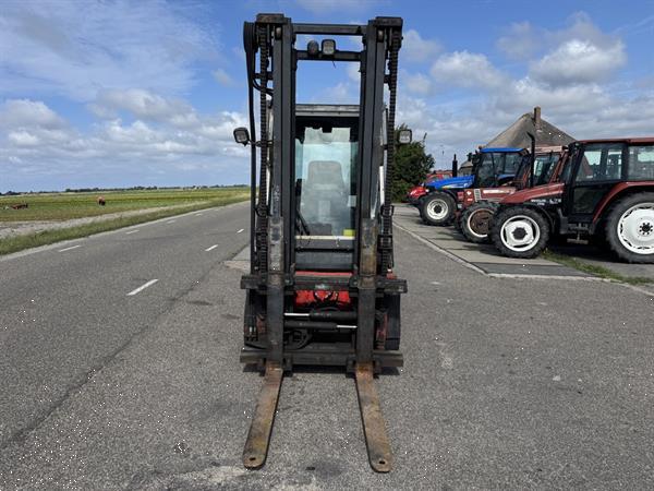 Grote foto dantruck heden 8440 dg agrarisch heftrucks