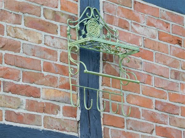 Grote foto vintage wandrek met haken old green smeedijzer huis en inrichting woningdecoratie