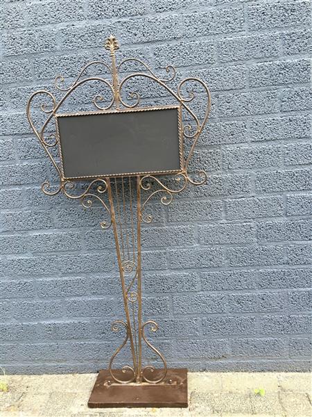 Grote foto welkom bord metaal op standaard smeedijzer bruin huis en inrichting woningdecoratie