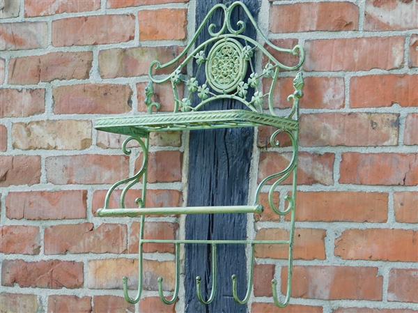 Grote foto vintage wandrek met haken old green smeedijzer huis en inrichting woningdecoratie