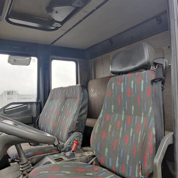 Grote foto iveco 130 e 18 doe het zelf en verbouw vrachtwagens