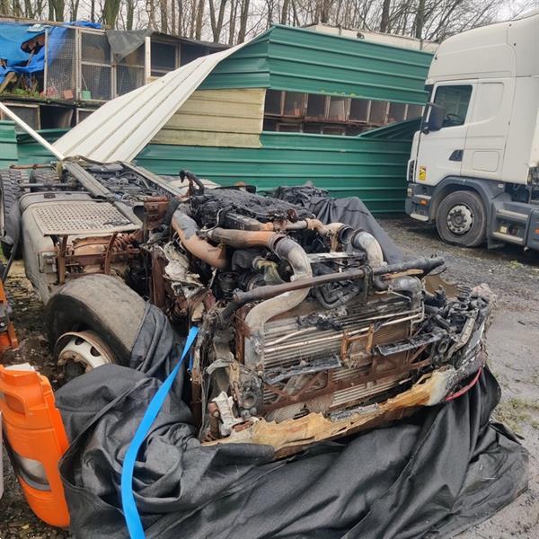 Grote foto daf cf 440 motor pieces doe het zelf en verbouw vrachtwagens