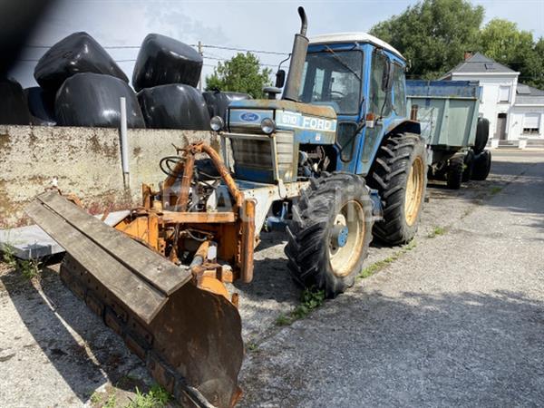 Grote foto ford landbouw en bosbouwtractor agrarisch algemeen