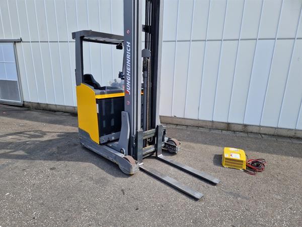 Grote foto jungheinrich etv214 reachtruck 1400 kg agrarisch heftrucks