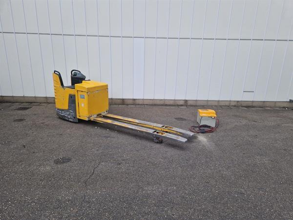 Grote foto jungheinrich ere225 elektrische palletwagen met verlengde lepels agrarisch heftrucks