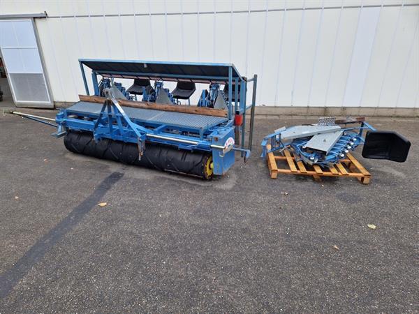 Grote foto perdu 4000 plantmachine agrarisch zaaimachines