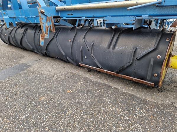 Grote foto perdu 4000 plantmachine agrarisch zaaimachines
