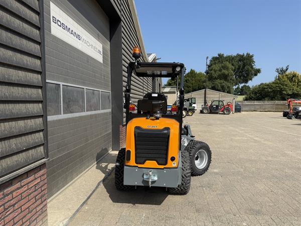 Grote foto giant g2300 x tra hd minishovel kniklader nieuw 545 lease agrarisch shovels