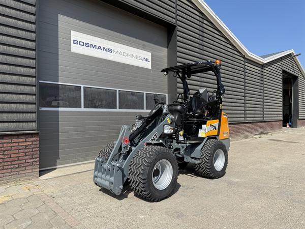 Grote foto giant g2300 x tra hd minishovel kniklader nieuw 545 lease agrarisch shovels