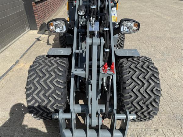 Grote foto giant g2300 x tra hd minishovel kniklader nieuw 545 lease agrarisch shovels