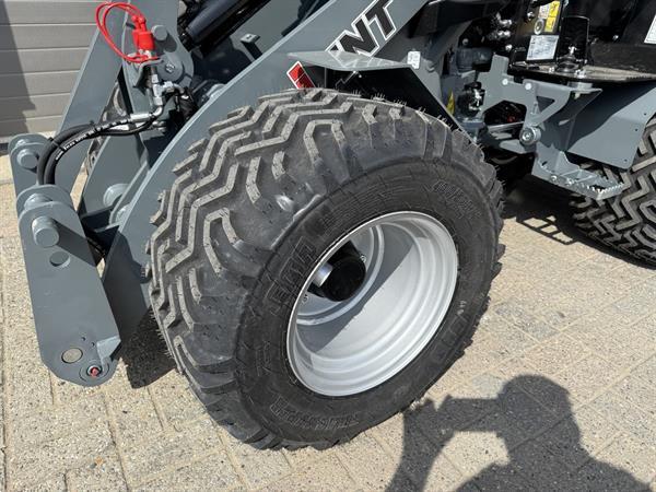 Grote foto giant g2300 x tra hd minishovel kniklader nieuw 545 lease agrarisch shovels