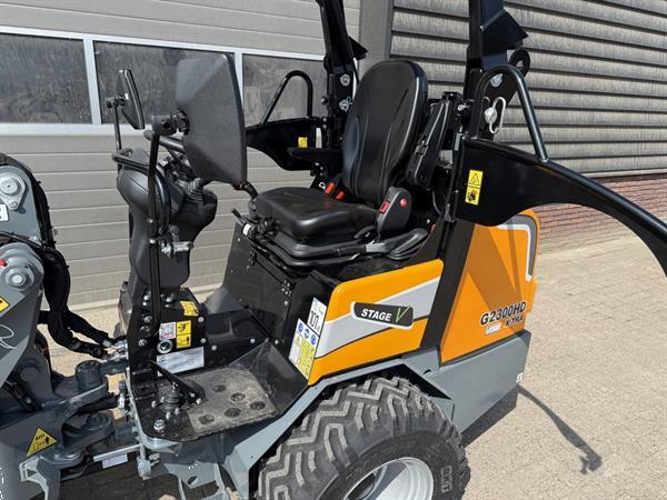 Grote foto giant g2300 x tra hd minishovel kniklader nieuw 545 lease agrarisch shovels
